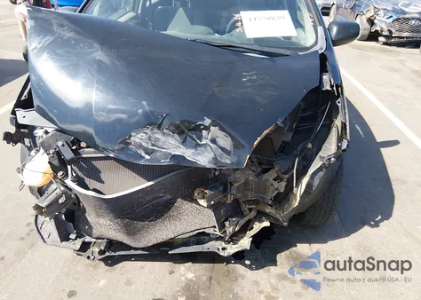 2010 Honda Fit из США, поврежденный, VIN JHMGE8H27AC030714